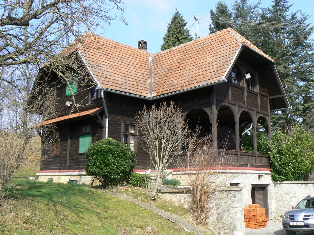 Country House Stoljetna Vila Hostal Seona Exterior foto